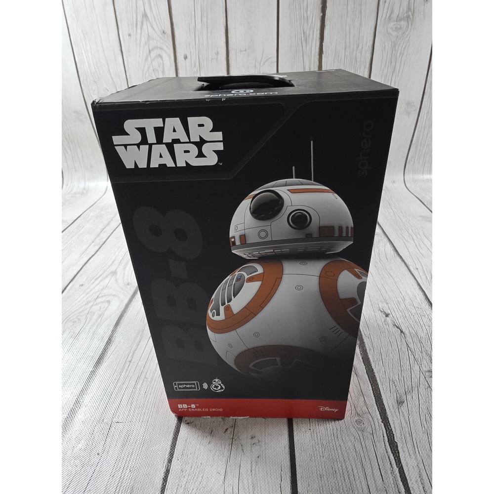 Star Wars BB-8 App-Enabled Droid by Sphero Model R001 with Charging Base Box